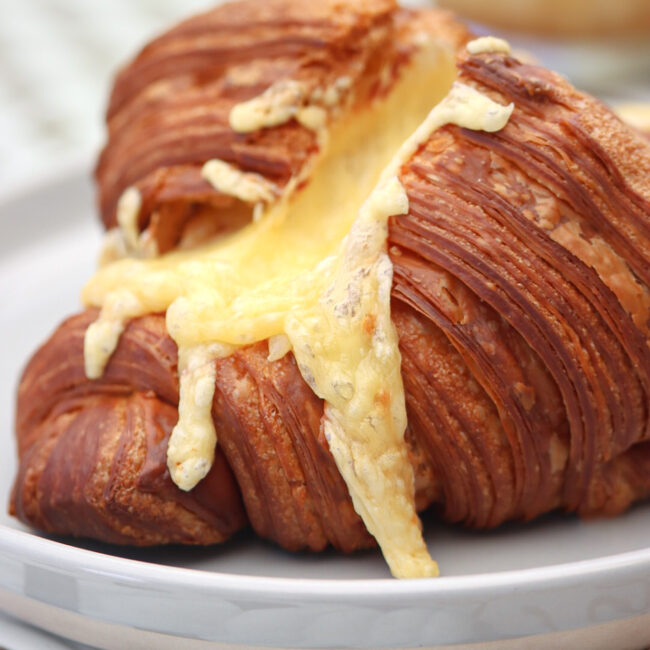 Croissant Emmental