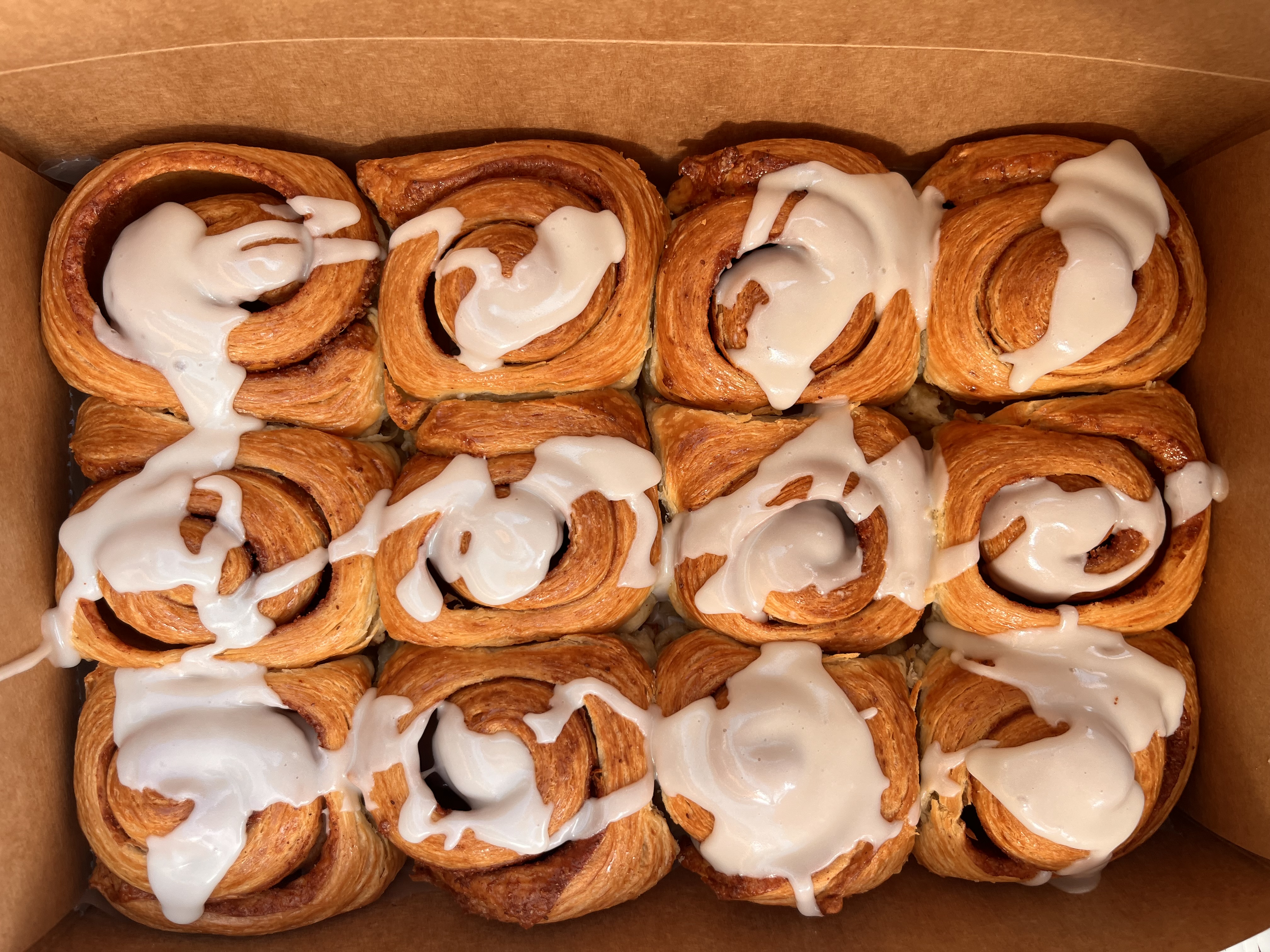 Rolls canela medianos x 12